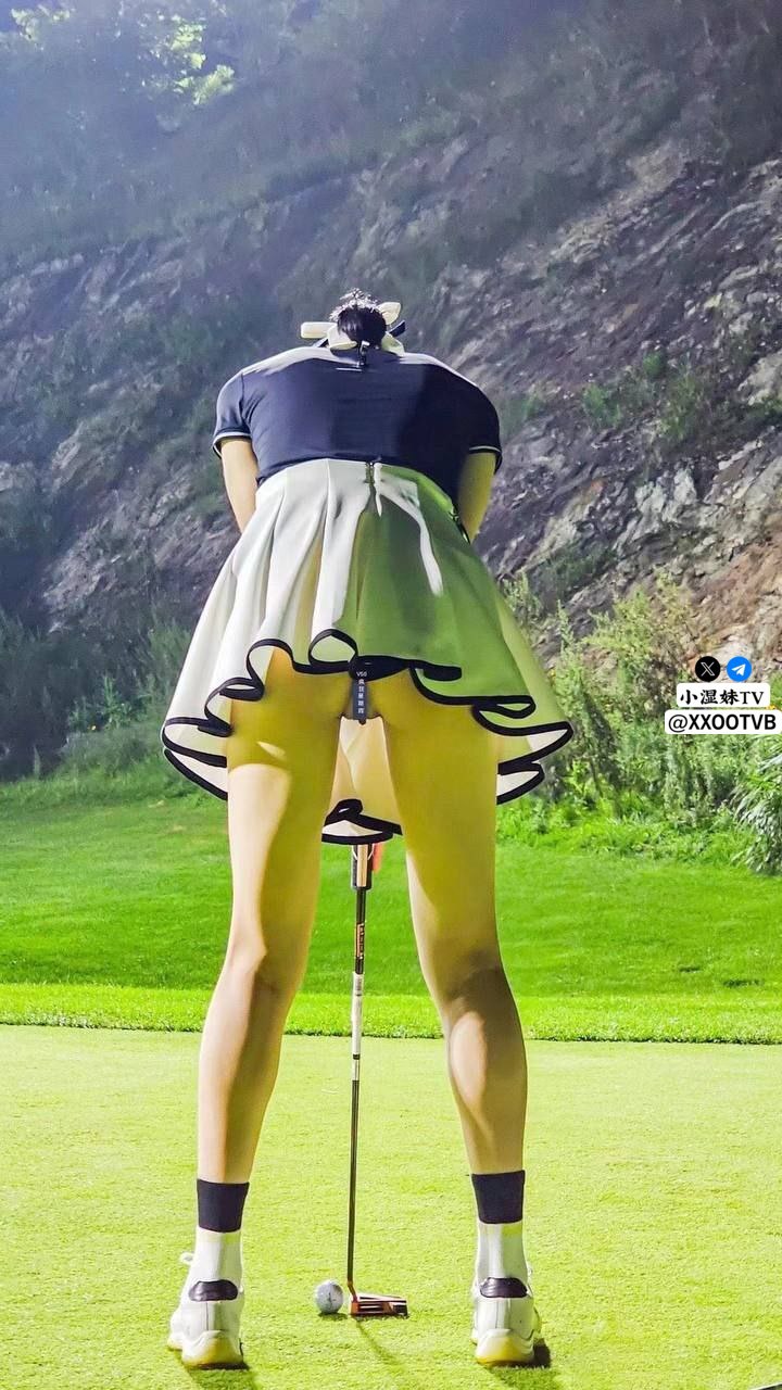 天然E乳夏恩 女秘书完美逆袭人 色诱老板